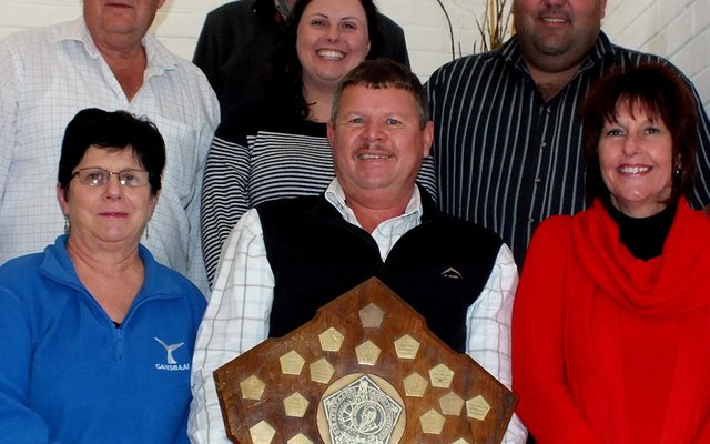  Bestuur 2014: Voor: Glenda Kitley, Fanie Bothma, René Beukes.  Middel: Jorine van der Merwe. Agter: Neels Claassen, Ben Gericke en DJ Heyns.